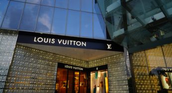 Why Is LV Closing Its Chinese Luxury Retail Stores?